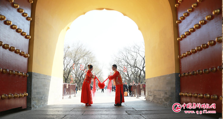 中式集体婚礼:2020年10月18日第36届“爱你一生一世”皇家中式国婚盛典