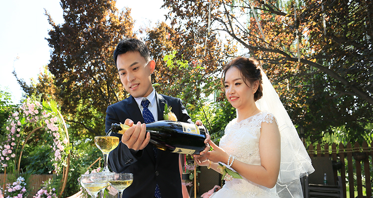 北京定制婚礼：2022年10月2日第五十二届北京“爱情海”婚礼+园林拍照